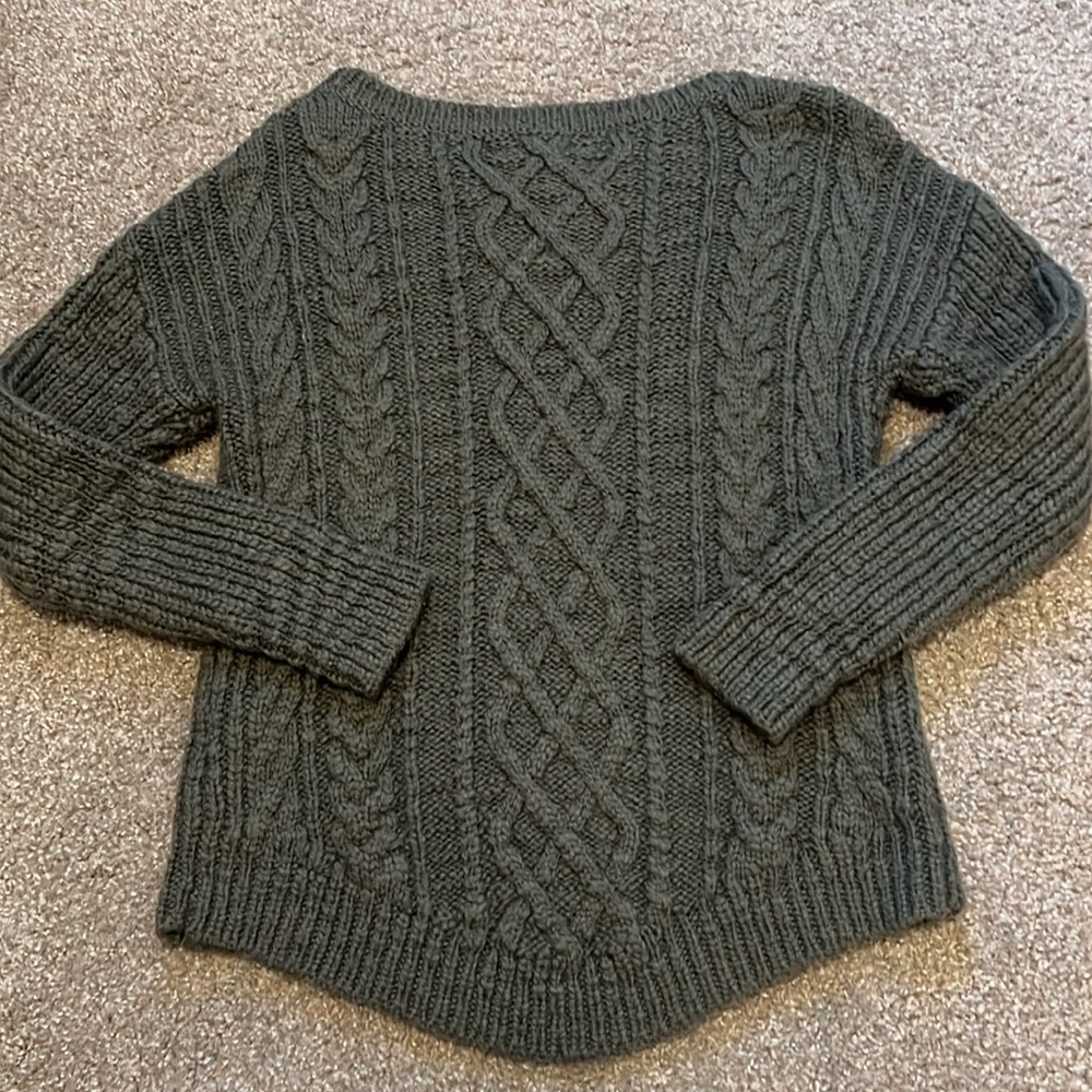 Banana Republic Cable Knit Green‎ Sweater in Large - Picture 8 of 11